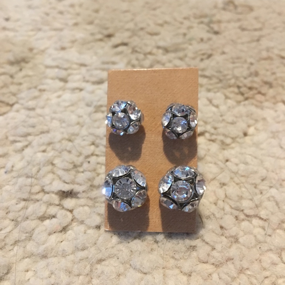 Set of Earrings